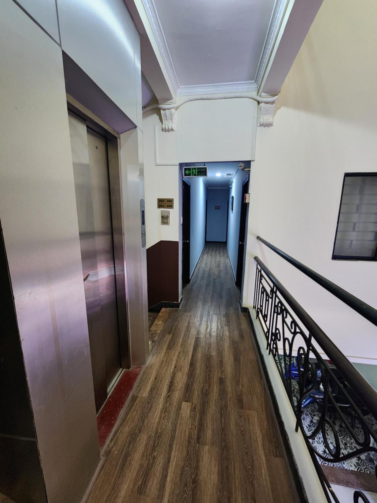Hotel Khach San Sao Mai à Hô Chi Minh-Ville Extérieur photo