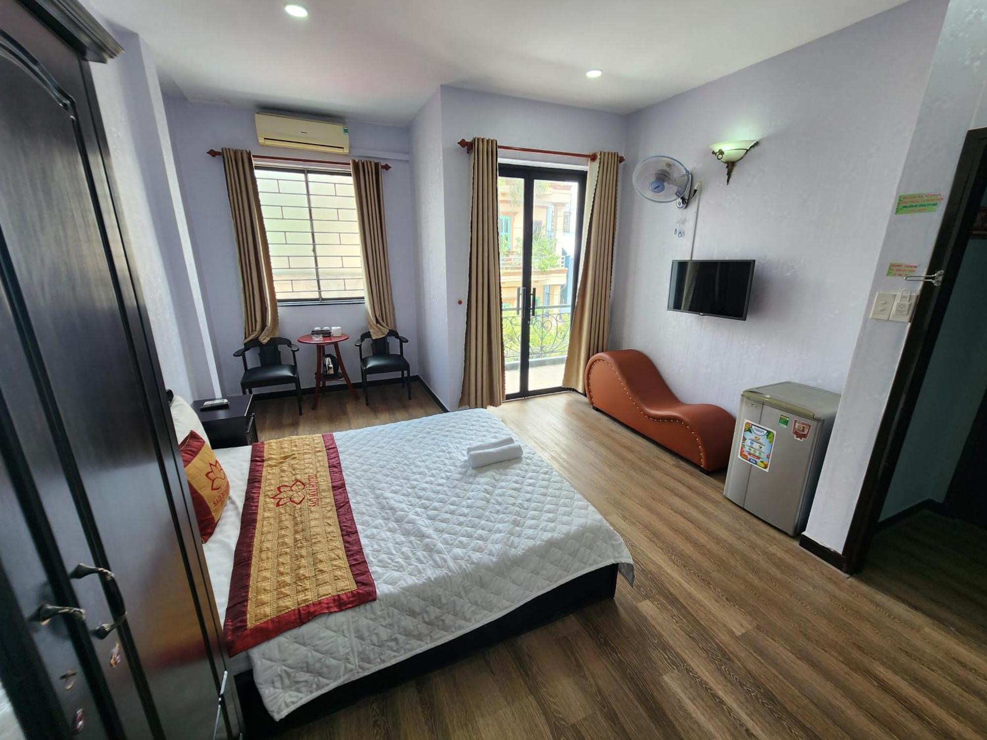 Hotel Khach San Sao Mai à Hô Chi Minh-Ville Extérieur photo