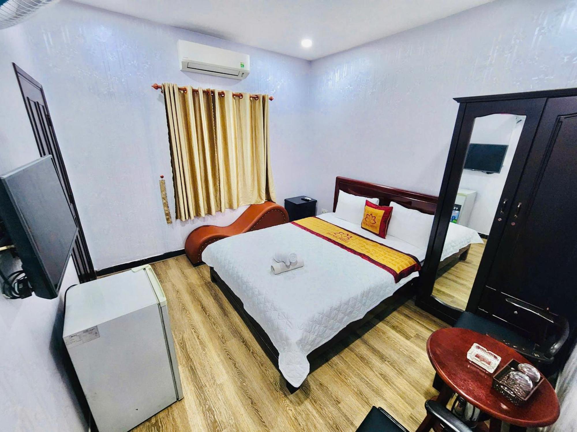 Hotel Khach San Sao Mai à Hô Chi Minh-Ville Extérieur photo