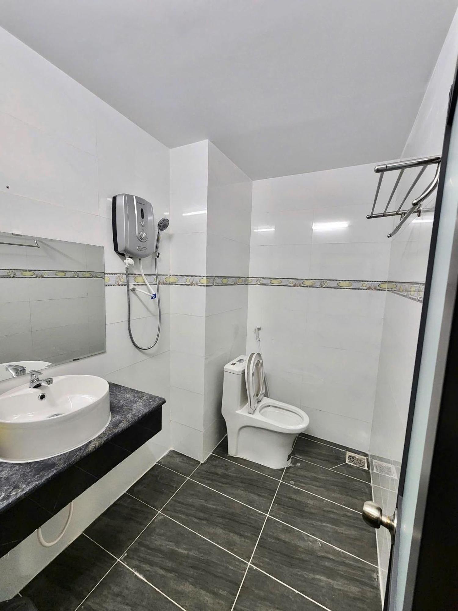 Hotel Khach San Sao Mai à Hô Chi Minh-Ville Extérieur photo